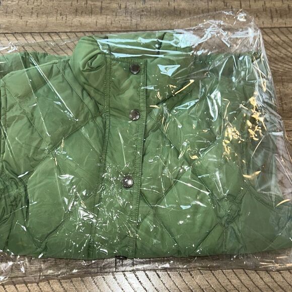 LL Bean 🫘 Quilted 2 Pocket Snap 🫰 up Vest with warm collar perfect for 🍁 ⛄️ - Picture 17 of 17